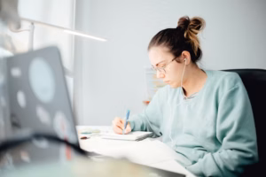 Study Cafes with Strong WiFi in Miami