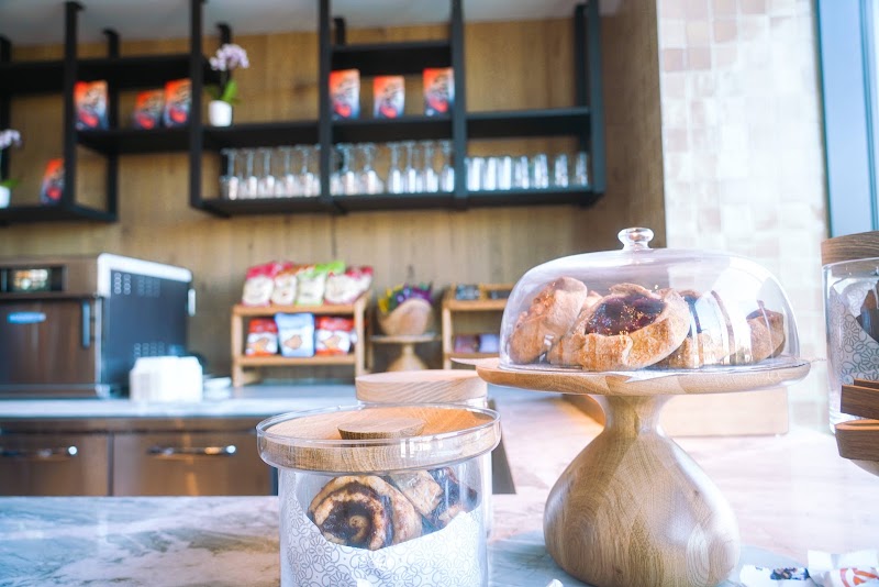 Elevation Café