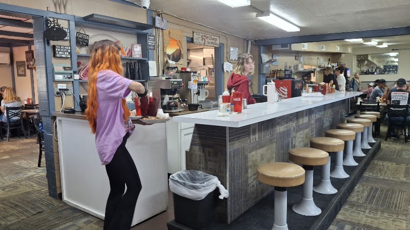 Jeri’s Jumbo’s Cafe