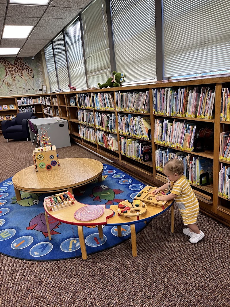 Birmingham Public Library Woodlawn Branch