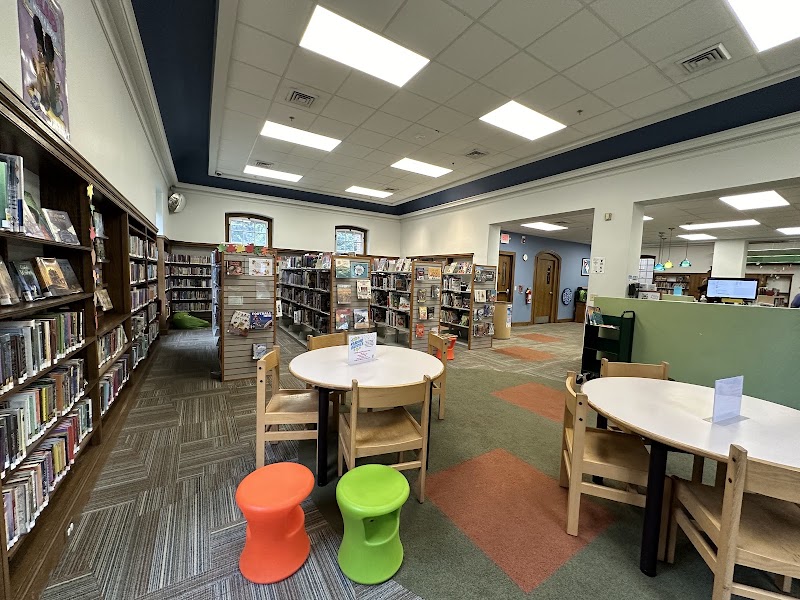 Weaver Library – East Providence Public Library