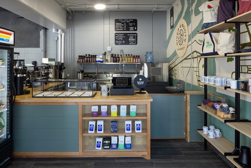 River & Roots Market